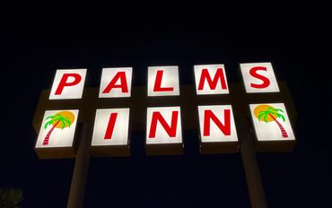 palms inn sign