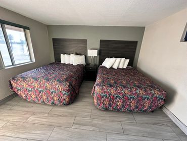 double queen bed room