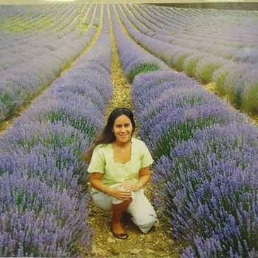 our founder Stephanie in Provence France in the lavender fields