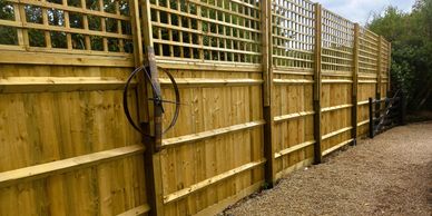Closeboard Fence Peterborough with Trellis
