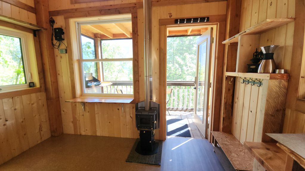 10x12 cabin