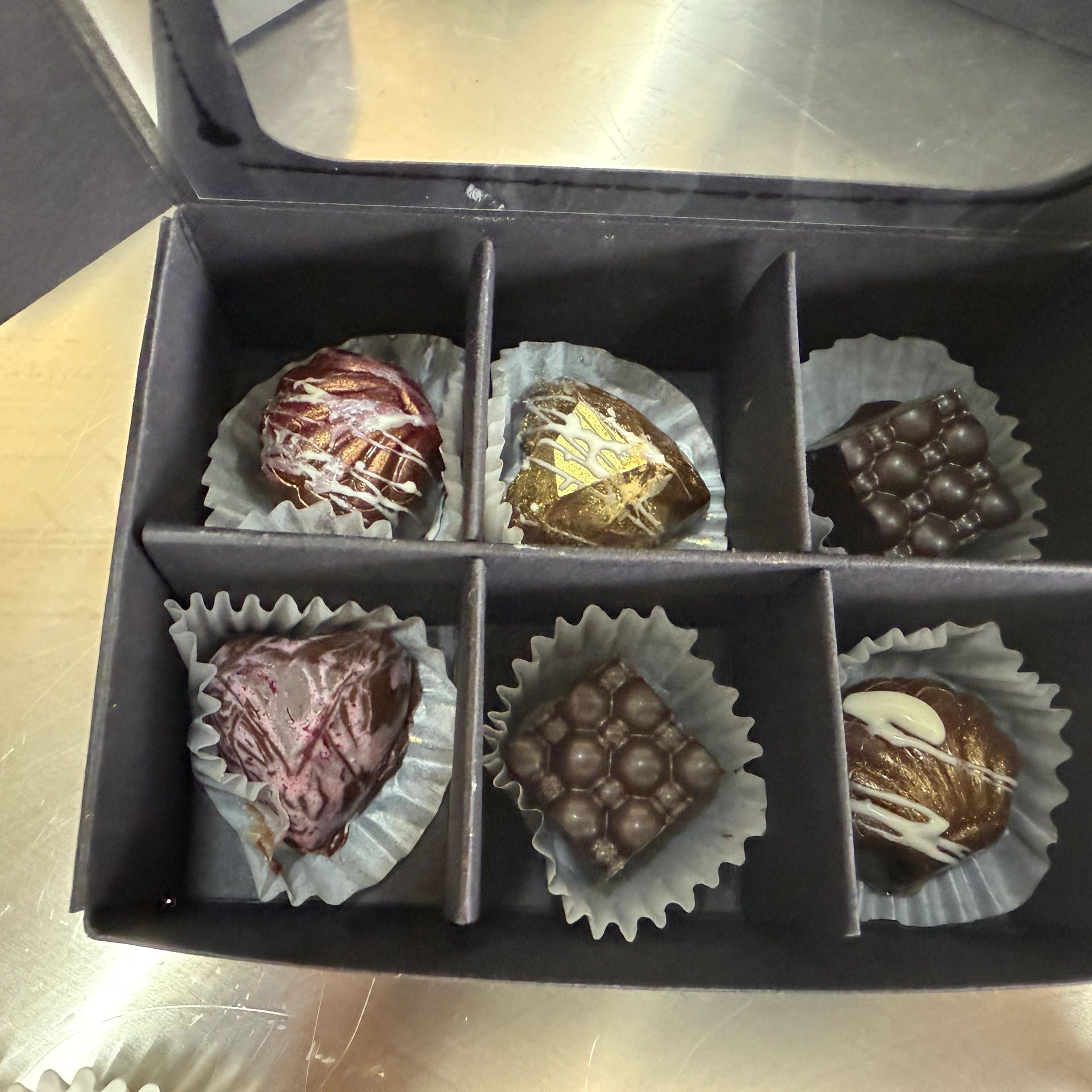 Over 18s only ! Sorry kids, Adults Only
Rumtini espresso chocolate  
Chairman’s hearts
Bounty shells