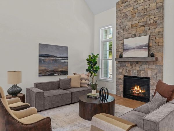 vacant home staging connecticut glastonbury mystic old saybrook salt eastern pine pensiero simply