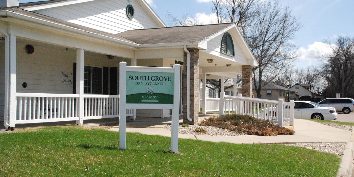 Meadows on Sycamore Sioux Falls Retirement Home, Assisted Living