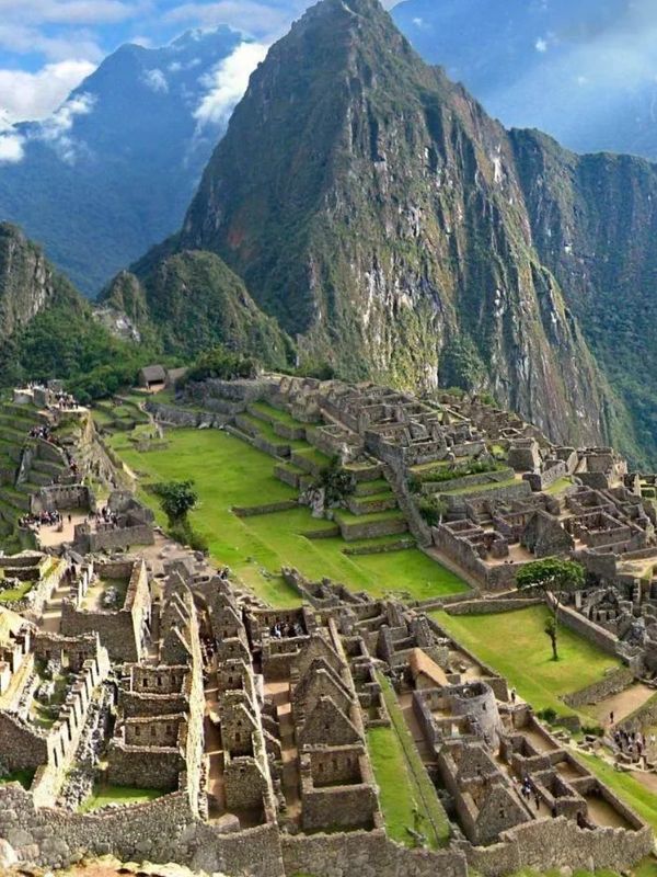 Discover touring Machu Picchu with this vacation package to Machu Picchu. tour Machu Picchu with a g