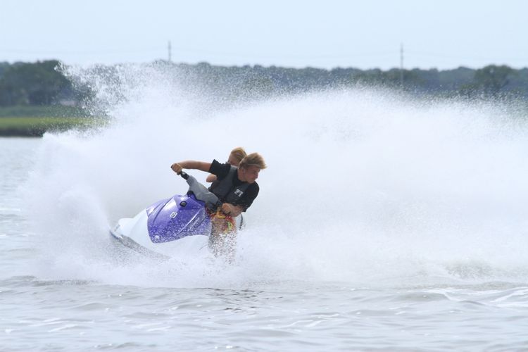 Waverunner jetski rentals wildwood nj cape may stone harbor jersey shore