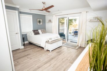 Vacation Rentals in Cape May premier rental - the Bay Breeze - Master Bedroom
