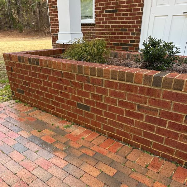 Brick planter after photo.