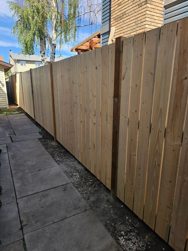 This was a fence built and designed by
Done To Profection