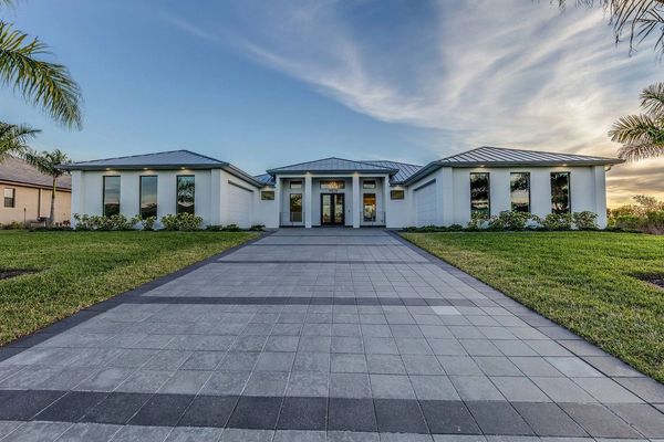 Sandy Shores Property Services proving Home watch Service in Cape Coral FL.