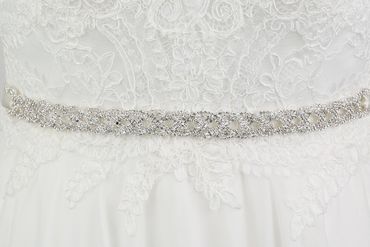 Silver and crystal link design belt