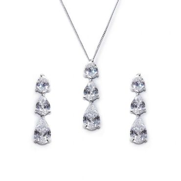 Silver and crystal necklace and earrings set