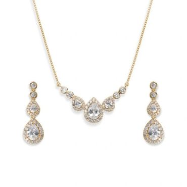 Gold and crystal necklace and earrings set