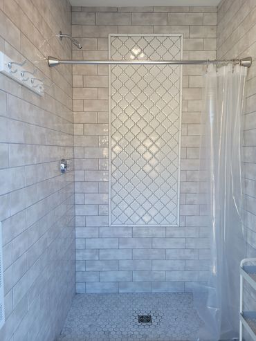 Shared Shower To All Guests