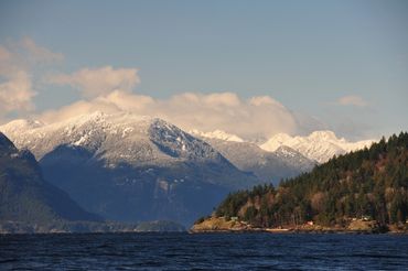 40 min. Sailing Through Scenic Howe Sound