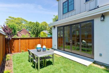 2212 10TH ST. – BERKELEY - UNIT B - COMPLETE