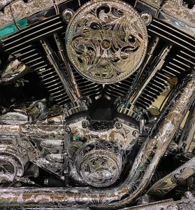 ENGRAVING ON A HARLEY DAVIDSON ROAD KING