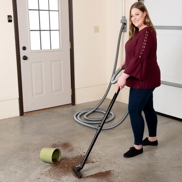 Retractvac in Use by VROOM