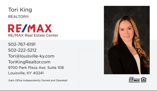 Business card of Tori King, a RE/MAX realtor in Louisville, KY.