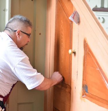 The intricate patterns of wood graining showcased at the Philadelphia Museum of Art.