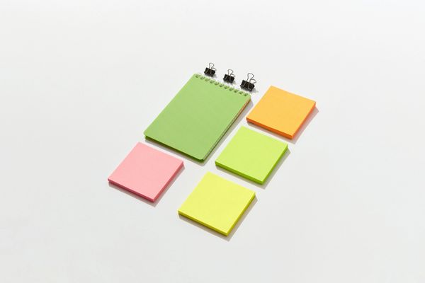 Colourful post-it notes