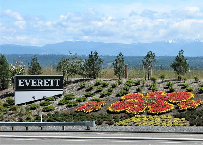Planted flowers at the Broadway entrance to Everett, WA.