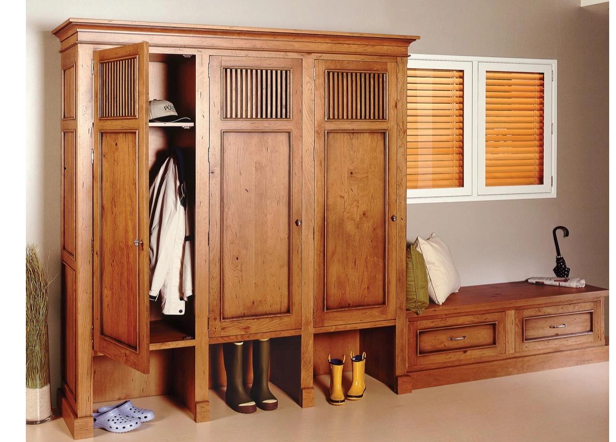 Kitchen Ideas Center
Madison, WI
Closets, cabinets, countertops