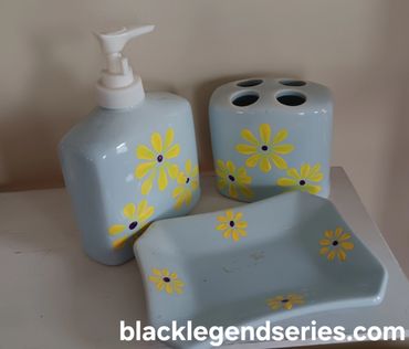Bathroom soappump set with  yellow daisy 