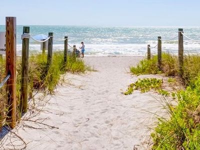 Private path to sparkling Gulf waters