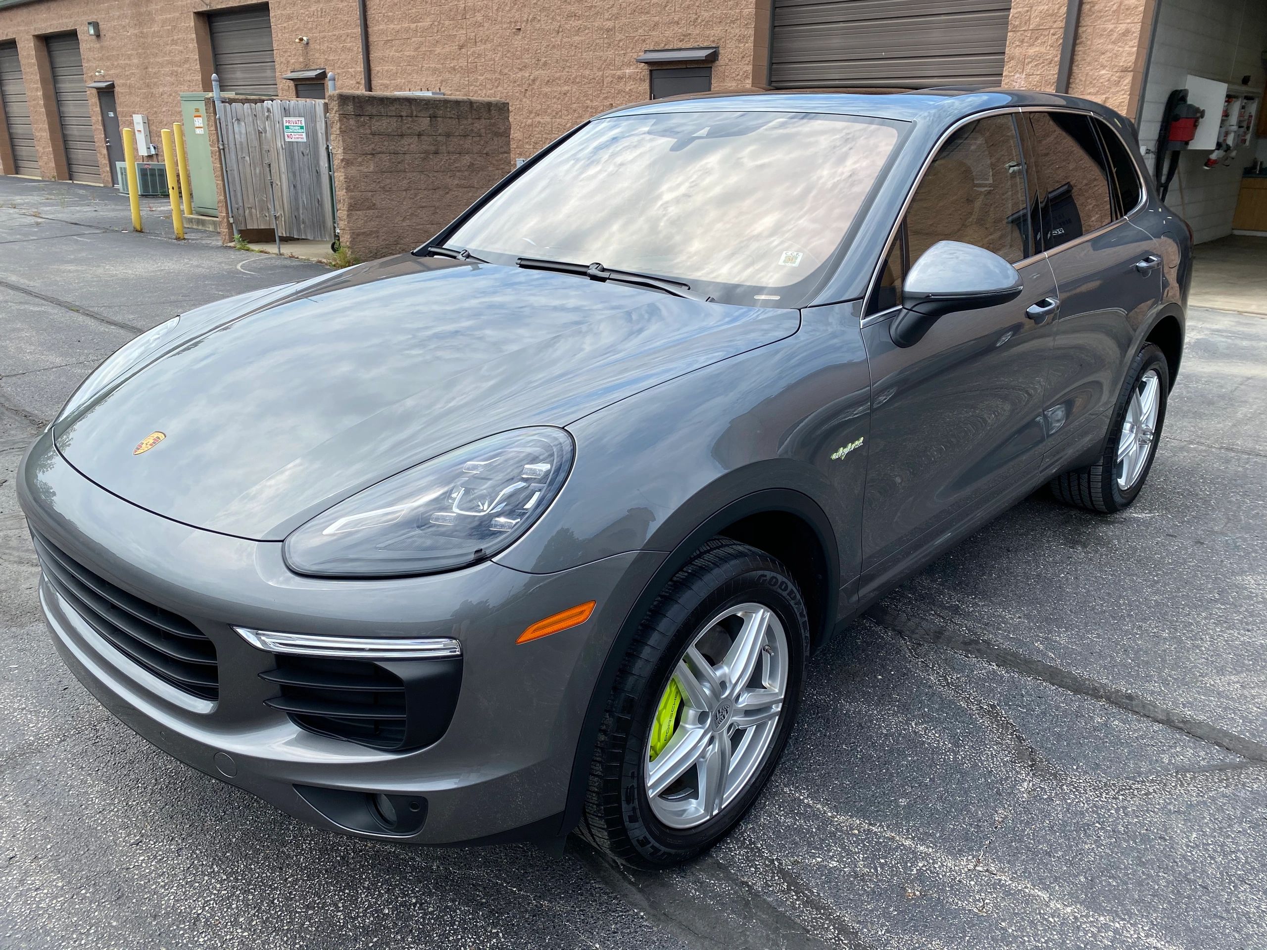 Porsche Cayenne Paint Correction and Ceramic Coating