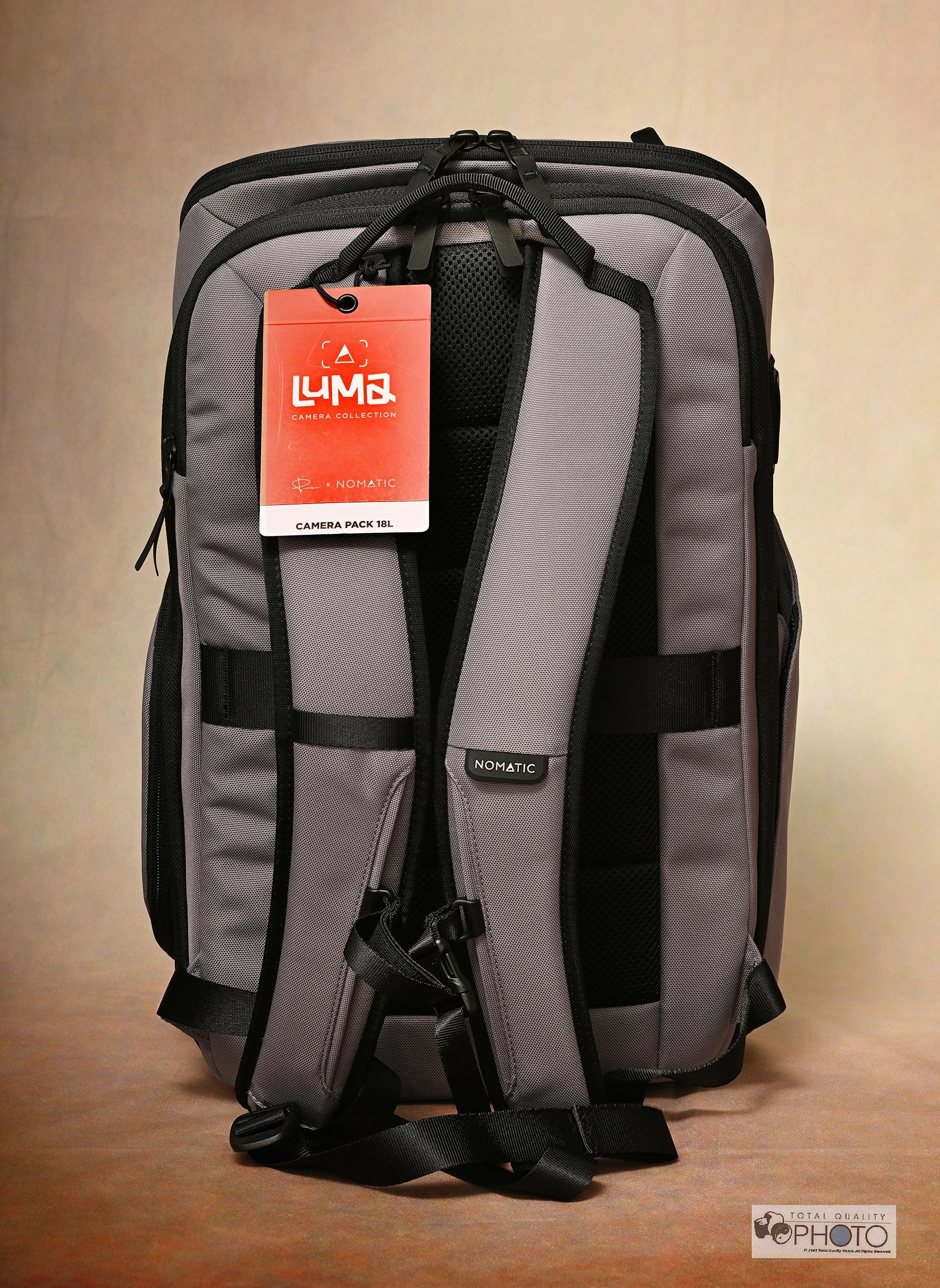 Nomatic LUMA 18L Camera Backpack Rear