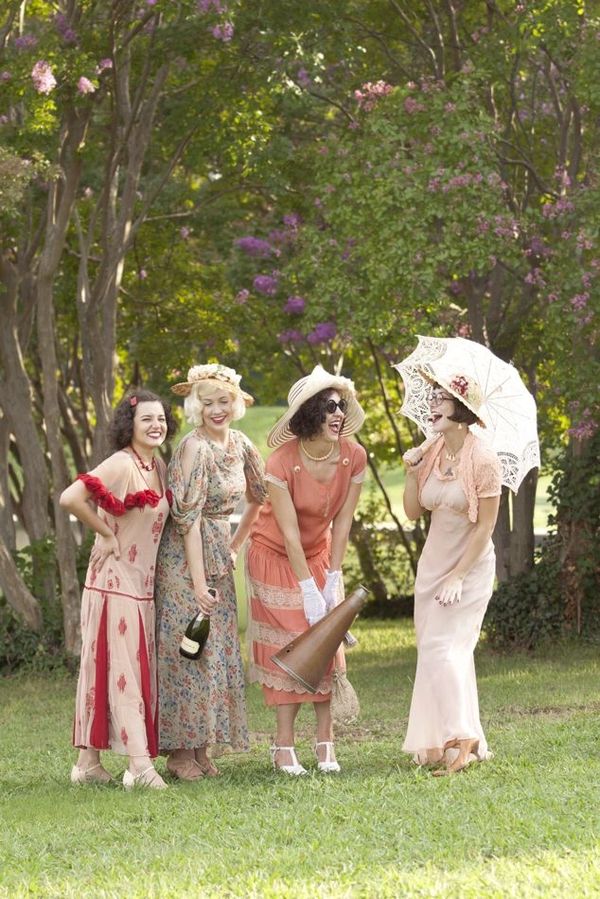 Girls in 1920s dresses