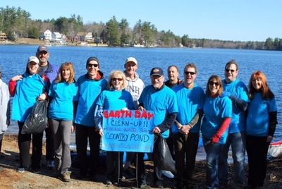 Earth Day 2018 Clean Up Crew at the Newton Boat Ramp