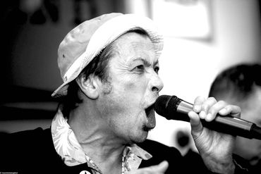 Johnny Deptford vocals Tim Brooder