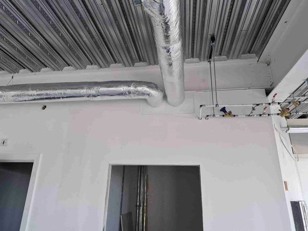air sealing, gap sealing, crack sealing, Air barrier, Energy sealing, Sealing for energy efficiency