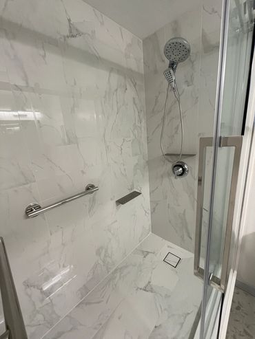 This shower is a modern and elegant design 
