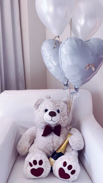 Tampa Edition Hilton Tampa Downtown, Birthday Surprise, Romantic Hotel Decorations, JW Marriott