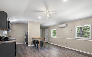 This is a representation of the unit. Not the exact one. 2br 2bath unit.