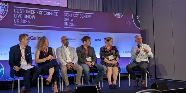 Geoffrey Doran at a panel discussion at Customer Experience Live Show UK 2025.