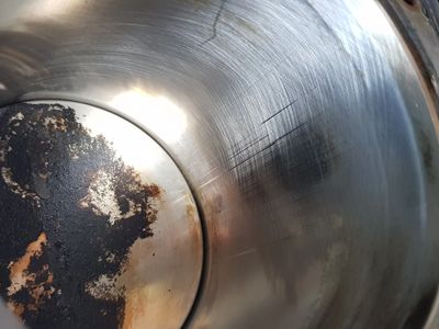 Cylinder scoring caused by clogged GDI fuel injector