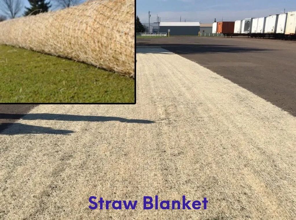 Straw blanket for erosion