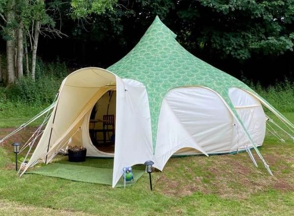 Owley Woods- Luxury Adult Only Dog Friendly Glamping in Cheddar, Somerset.
