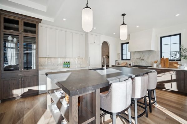 Kitchen with decor