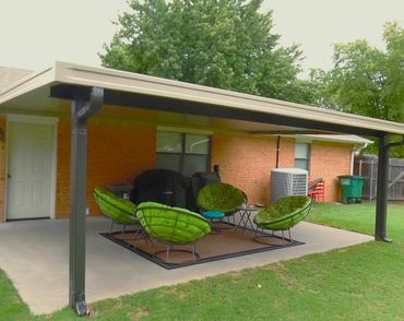 20ftx14ft attached flat-pan aluminum patio cover with oversized extruded aluminum header and poles.