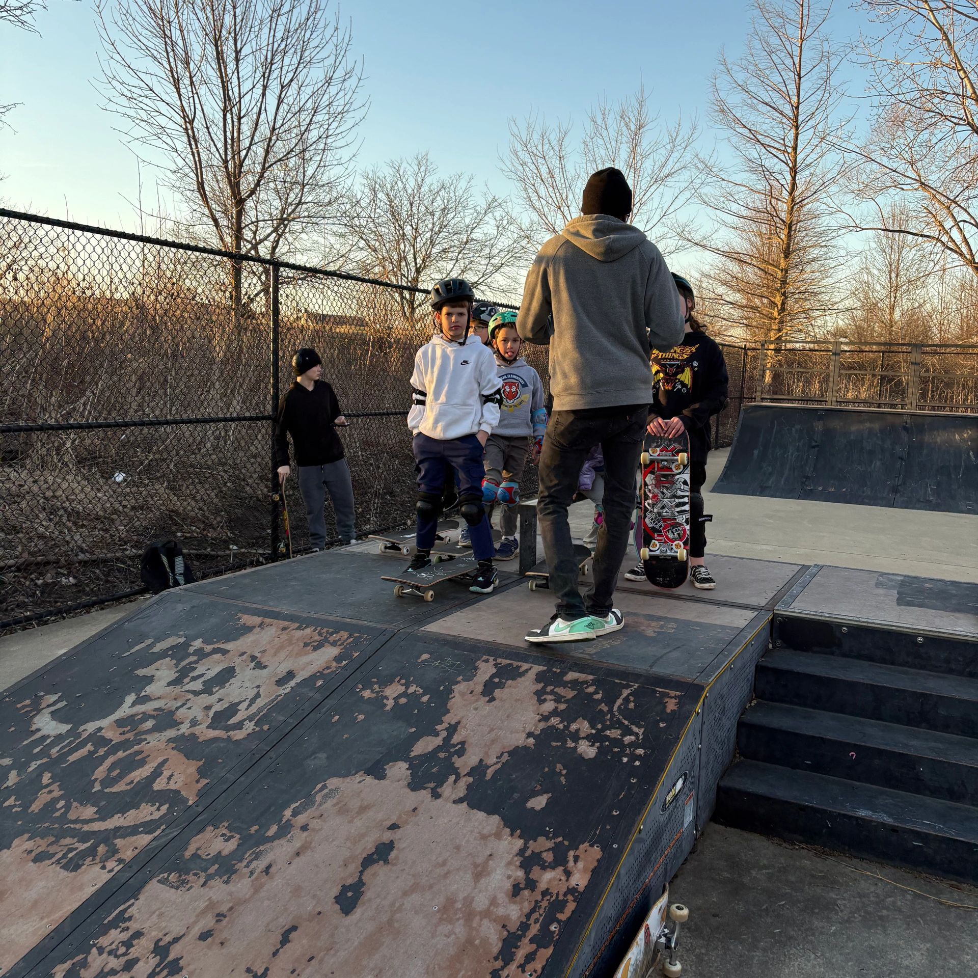 Hampe Park: Address: 297 W Lies Rd, Carol Stream, IL 60188 Skate Lessons Chicago official program