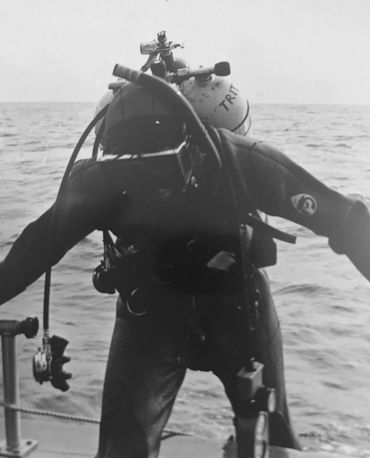 Captain Stu Rosen as a Scuba Instructor for Triton Divers of Long Beach Island. Circa 1981
