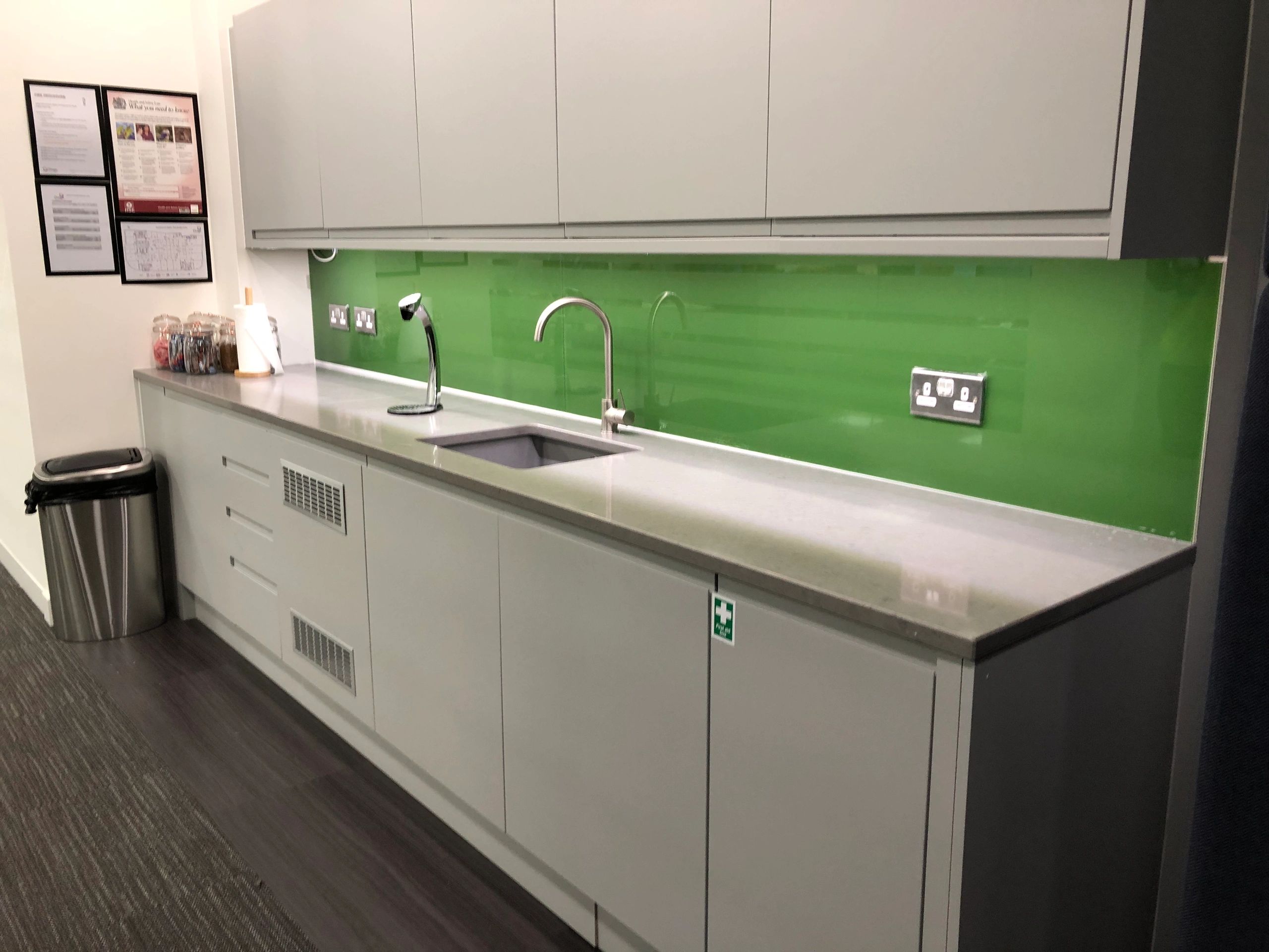 splashback company near me