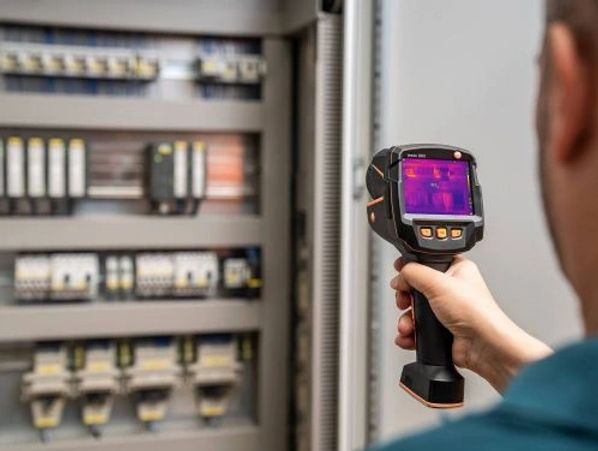 Calidad de imagen con resolución IR  píxeles píxeles con tecnología testo Super resolution.