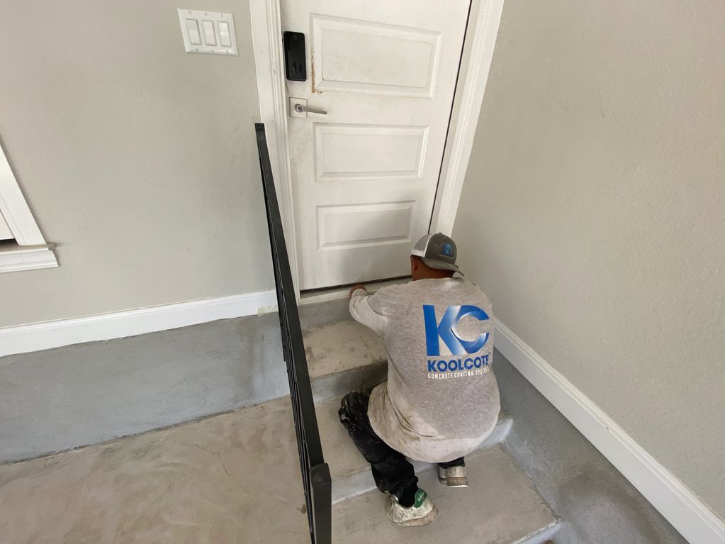 Taping and paper masking around trim