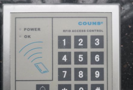 密碼鎖,電子鎖,電子門鎖,換鎖,門鎖,密碼鎖開鎖,開鎖,開夾佬,開鎖服務,電子鎖開鎖,密碼門鎖開鎖,24小時開鎖,公司密碼鎖,指紋鎖,門禁系統,Access Control, ZKT門禁,MG236b